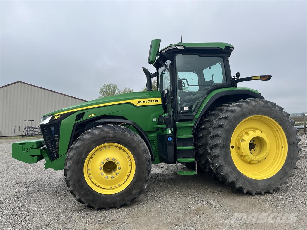 John Deere 8R 340 Трактори