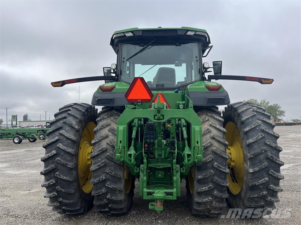 John Deere 8R 340 Трактори