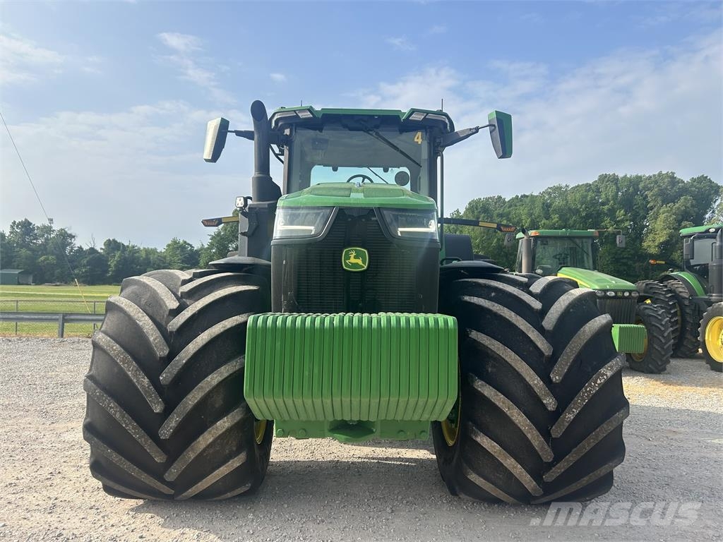 John Deere 8R 310 Traktoren