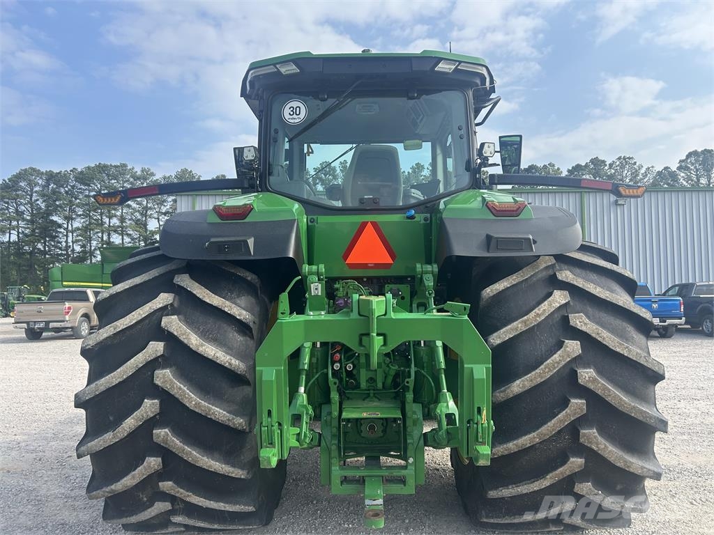 John Deere 8R 310 Traktoren