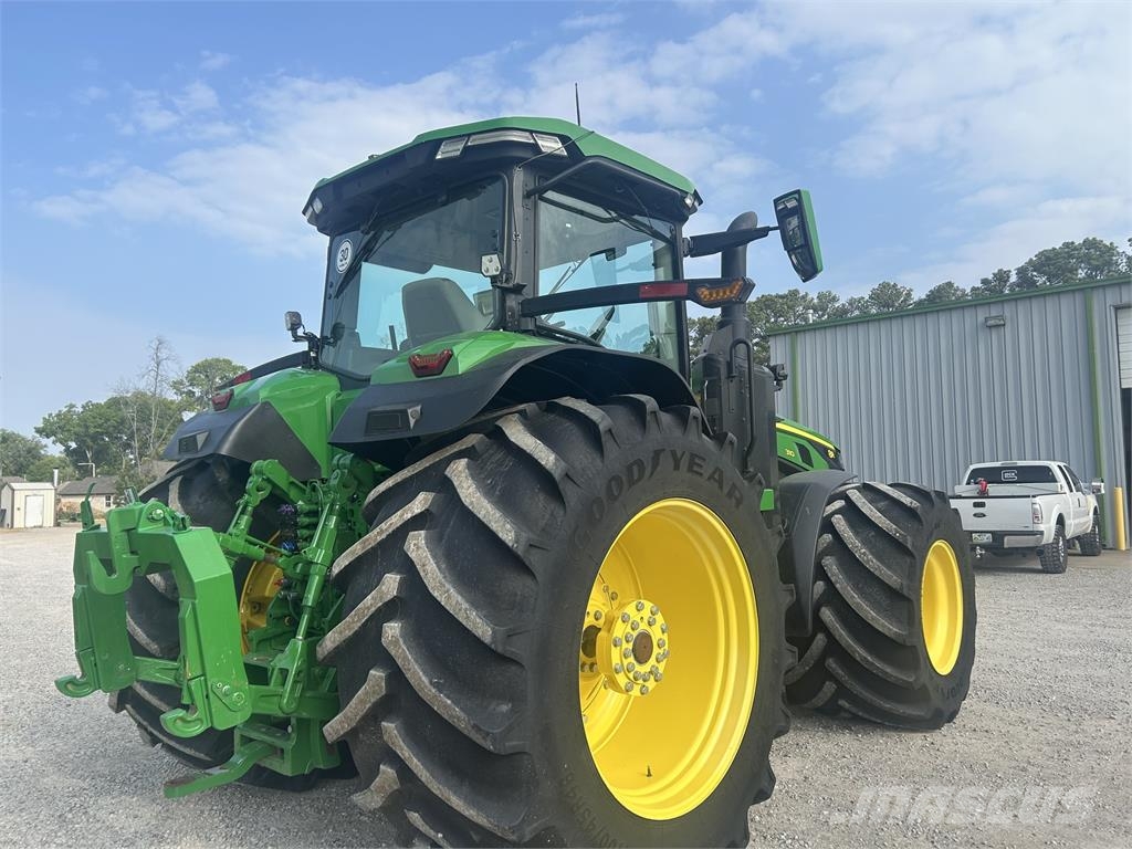 John Deere 8R 310 Traktoren