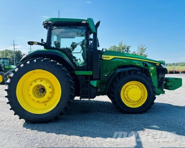 John Deere 8R 340 Tractoare