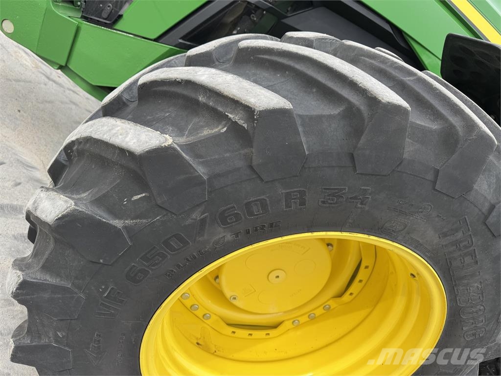 John Deere 8R 310 Tractores