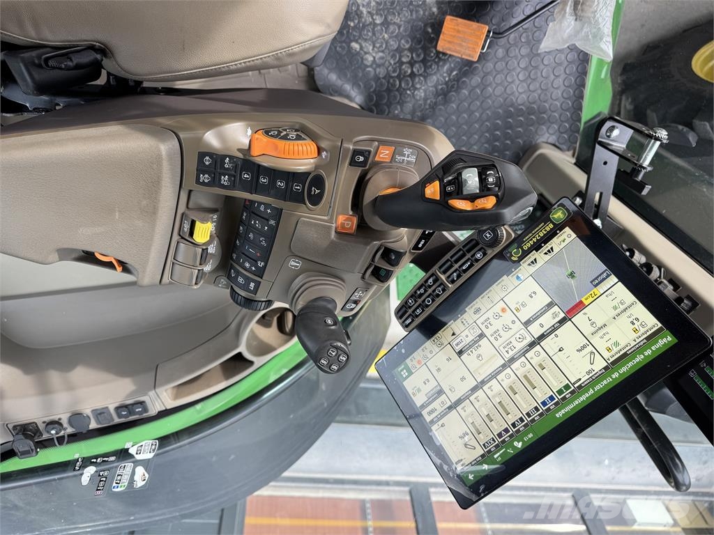 John Deere 8R 310 Tractores