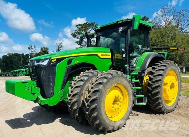 John Deere 8R 370 Tractoare
