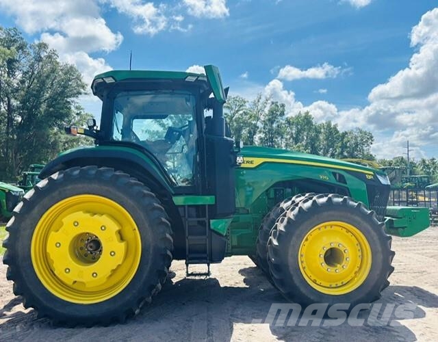 John Deere 8R 370 Tractoare