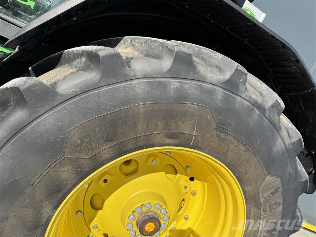 John Deere 8R 340 Tractors
