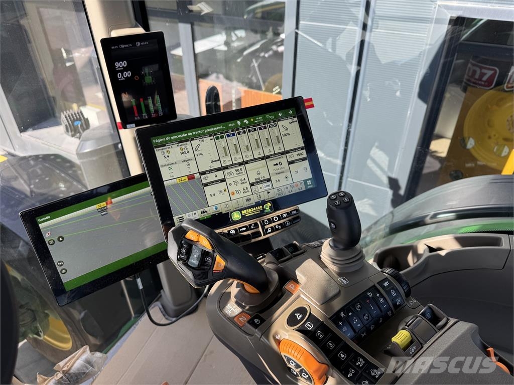 John Deere 8R 340 Tractors