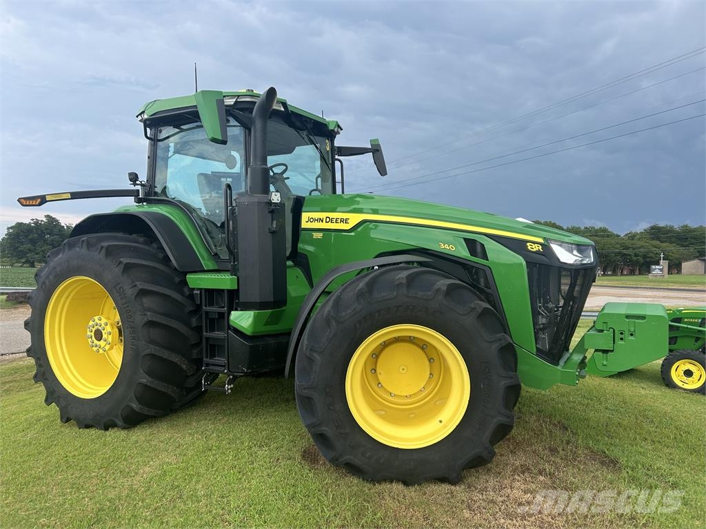 John Deere 8R 340 Traktoren