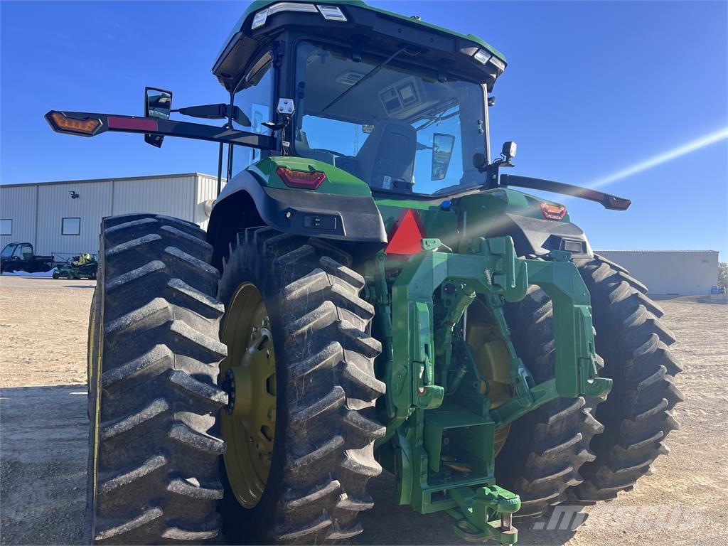John Deere 8R 370 Traktory