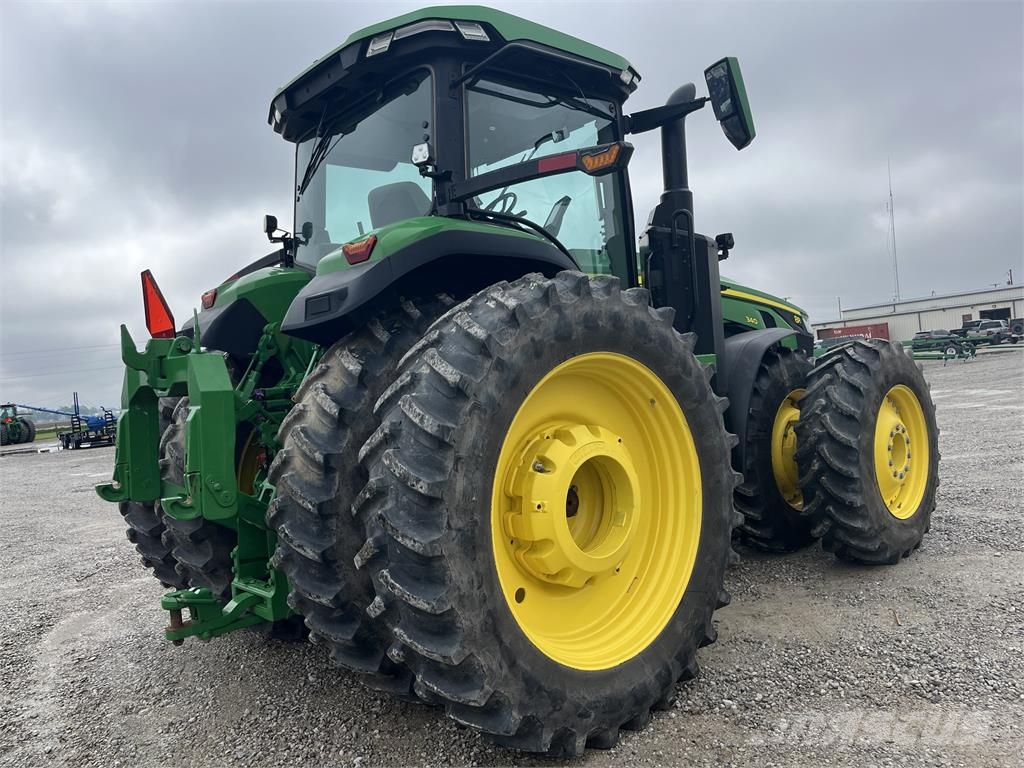 John Deere 8R 340 Трактори