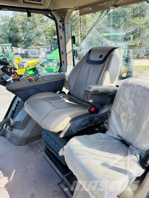 John Deere 8R 410 Tractoare