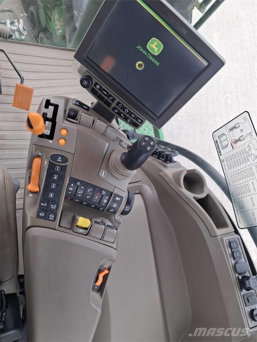 John Deere 8RX 410 الجرارات