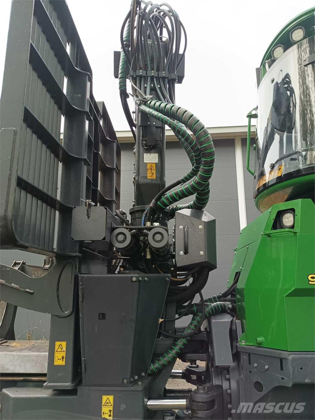 John Deere 910G Forwarderid