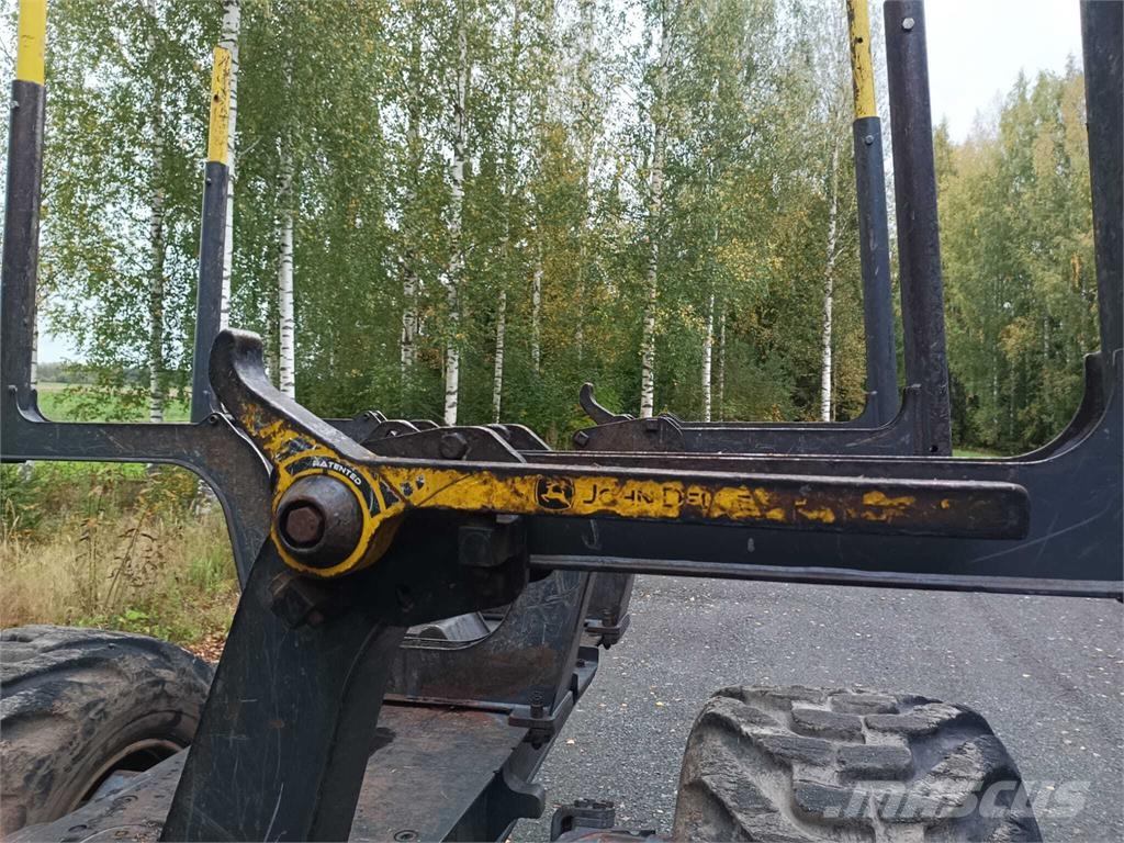 John Deere 910G Forwarderid