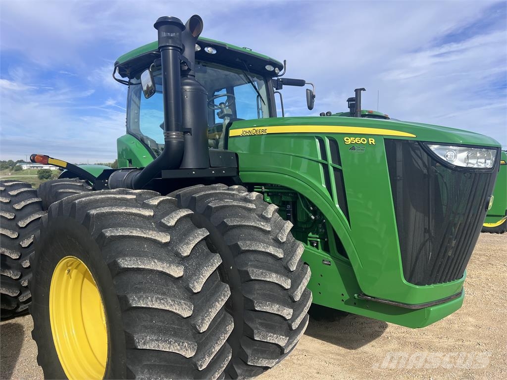 John Deere 9560R トラクター