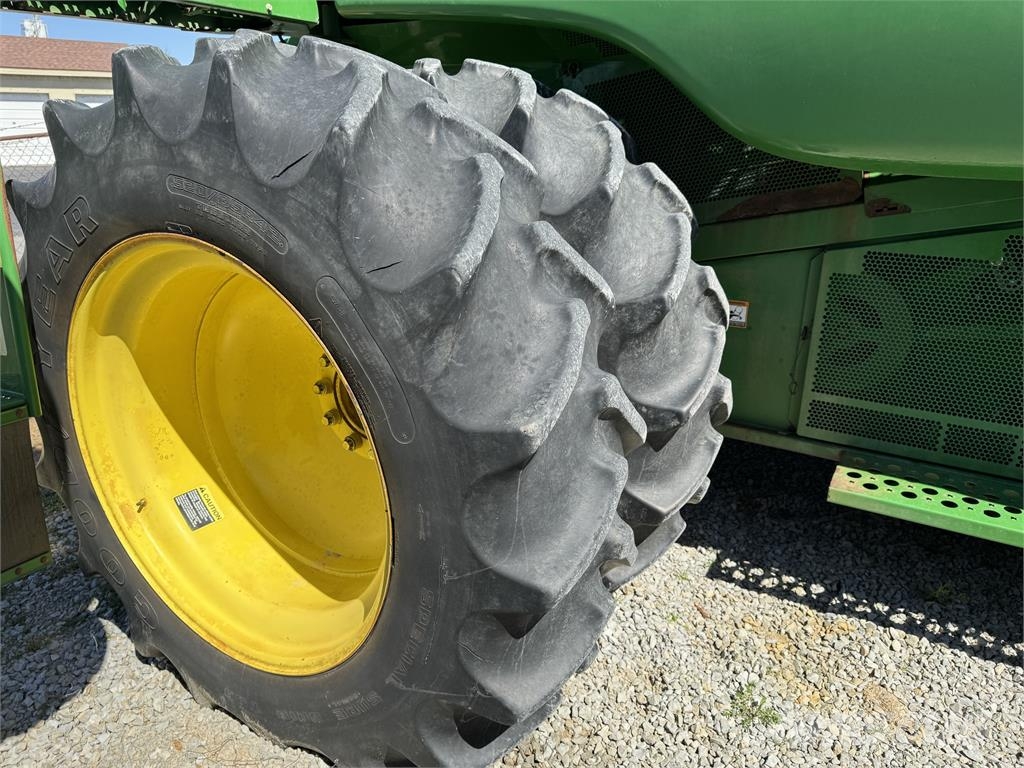 John Deere 9870 STS Derliaus nuėmimo kombainai