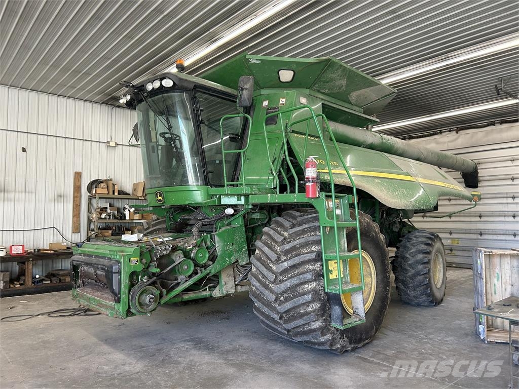 John Deere 9870 STS Combine harvesters