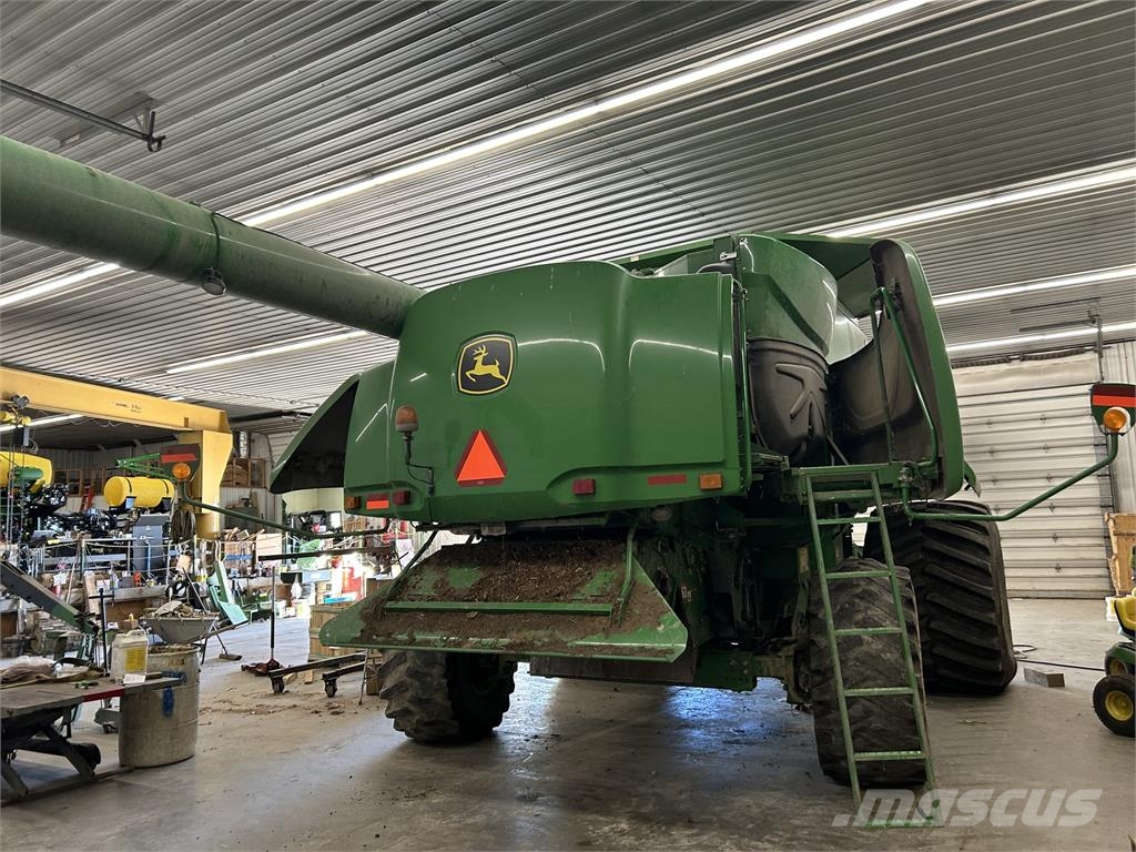 John Deere 9870 STS Combine harvesters