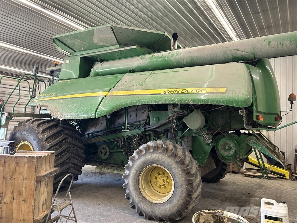John Deere 9870 STS Combine harvesters