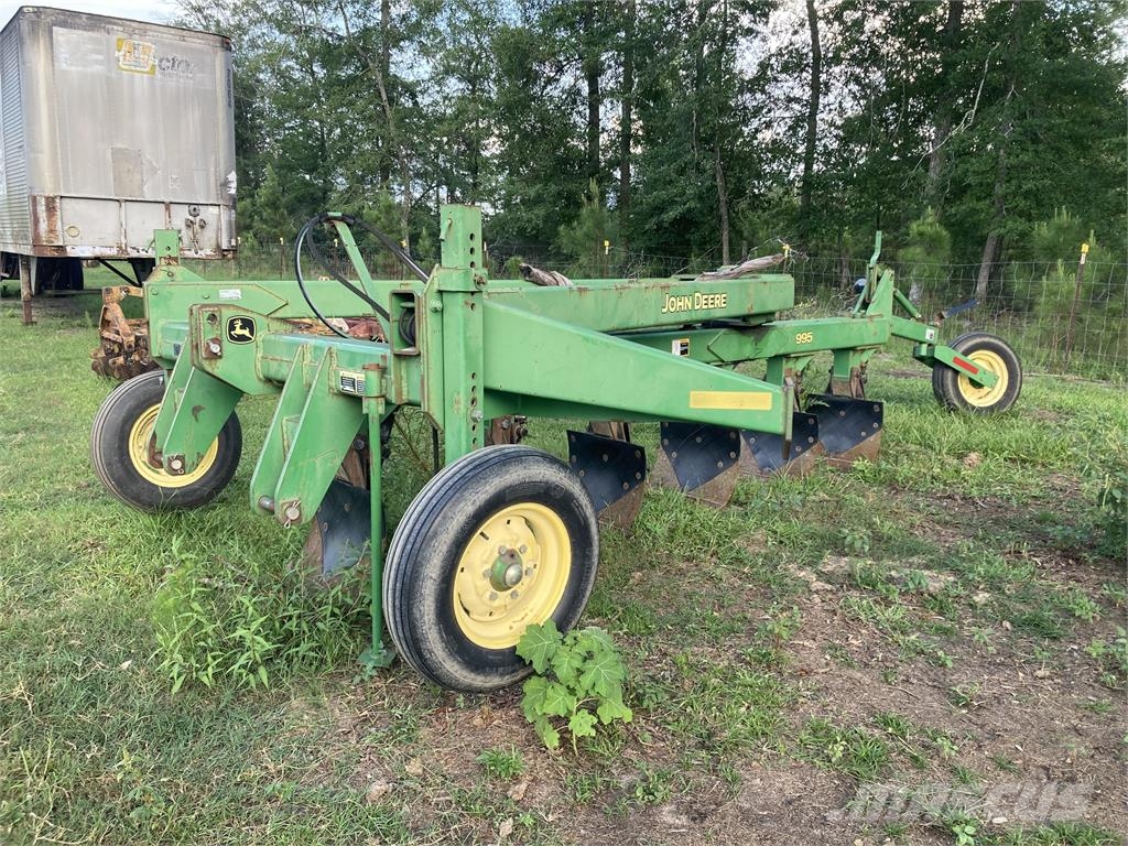 John Deere 995 Maiņvērsējarkli