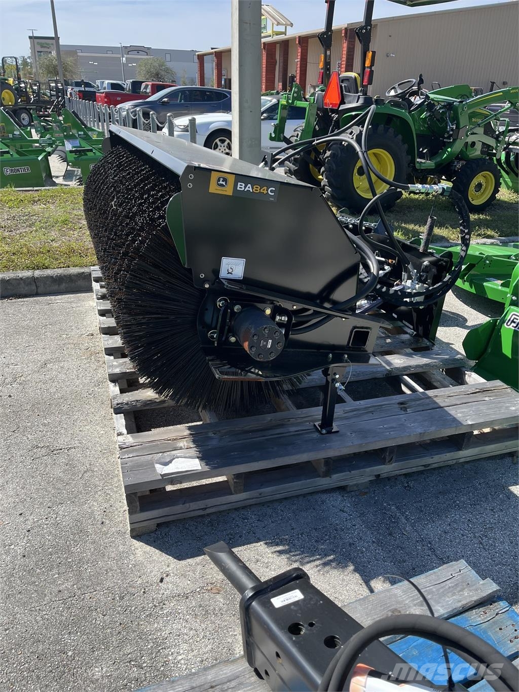 John Deere BA84C 掃倉機