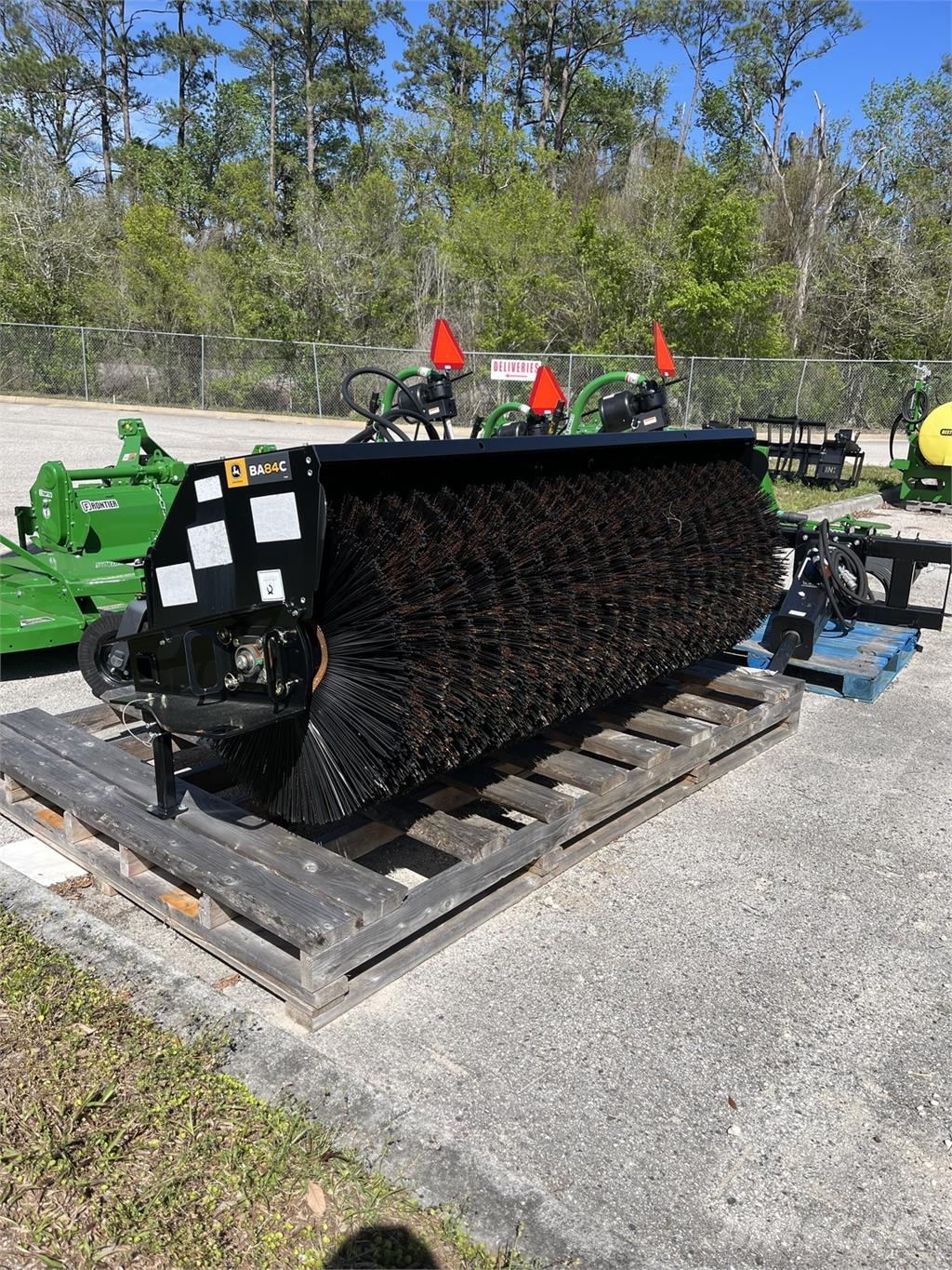 John Deere BA84C 掃倉機