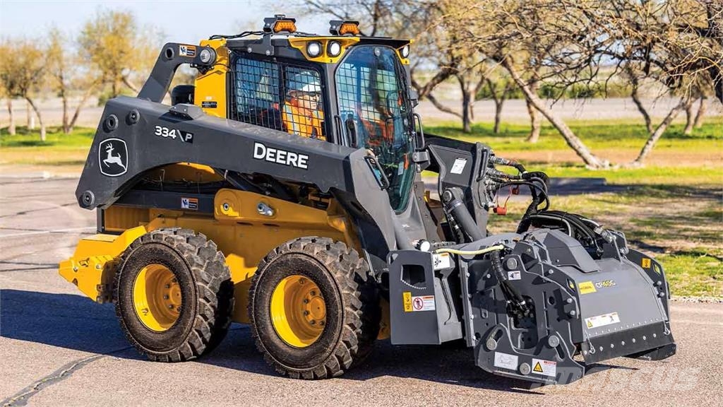 John Deere CP40G Otros