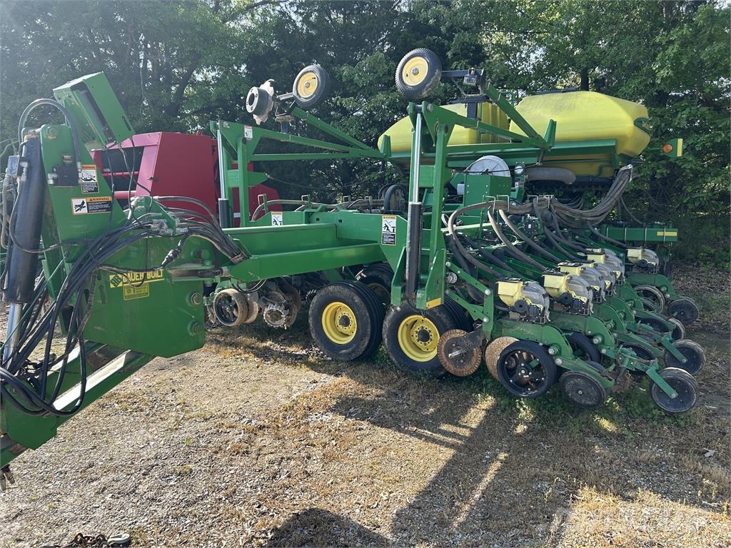 John Deere DB44, 2012, Trenton, Tennessee, United States - Used