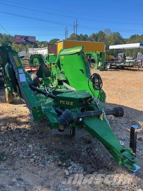 John Deere FC 12E Debalotare, taiere, impachetare