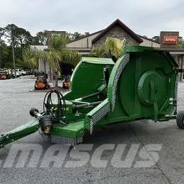 John Deere FC 15E آلات تمزيق الحزم وتقطيعها ونشرها