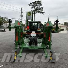 John Deere FC 15E آلات تمزيق الحزم وتقطيعها ونشرها