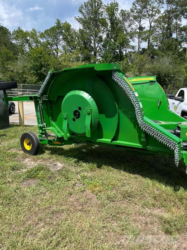 John Deere FC12E آلات تمزيق الحزم وتقطيعها ونشرها