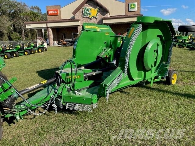 John Deere FC15E Bale shredders, cutters and unrollers