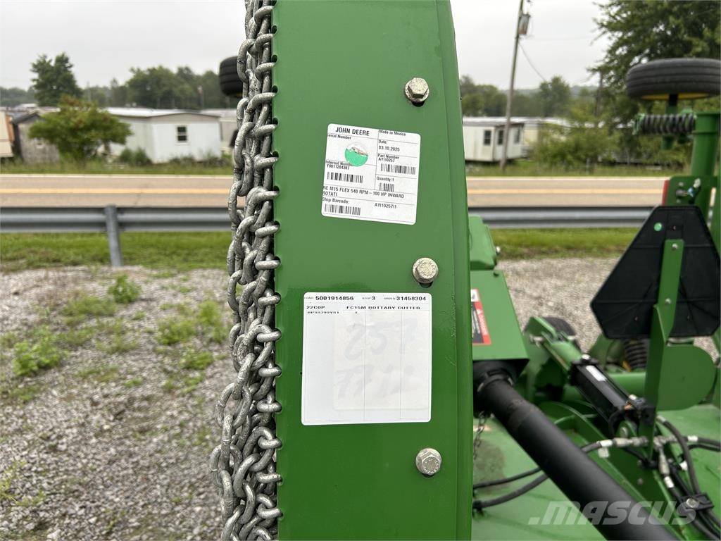 John Deere FC15M 草捆撕碎機、切割機、拆袋機