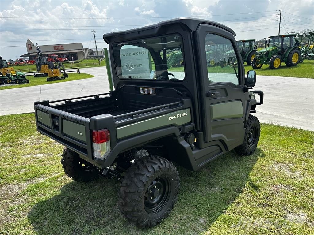 John Deere GATOR XUV835M A/C CAB CROSSOVER UTILITY VEHICLE IN Utility machines