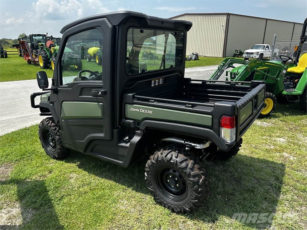John Deere GATOR XUV835M A/C CAB CROSSOVER UTILITY VEHICLE IN Utility machines