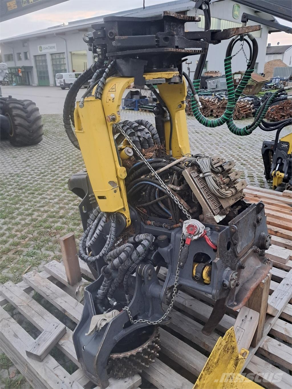 John Deere H423-H212 رؤوس حصادات