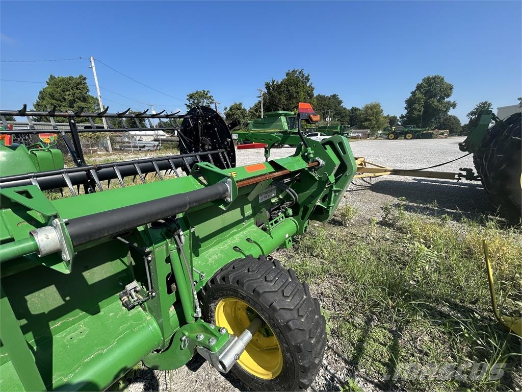 John Deere HD45F ملحقات الحصادات