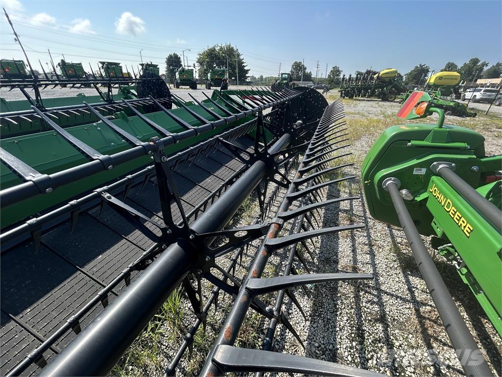 John Deere HD45F ملحقات الحصادات