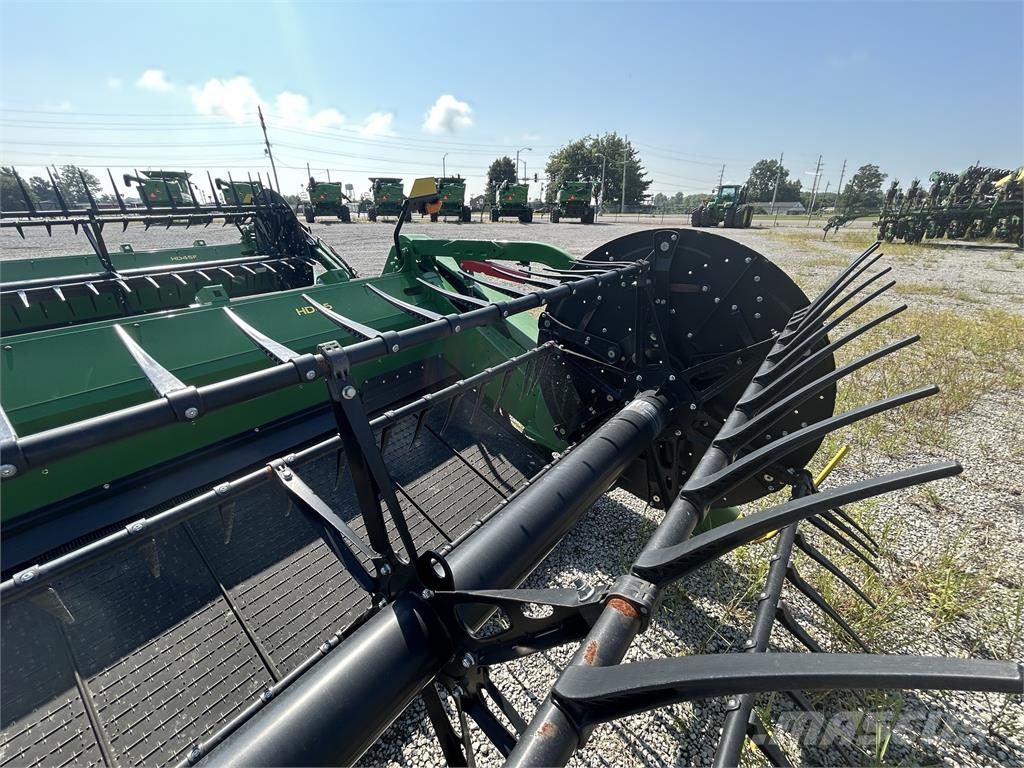 John Deere HD45F ملحقات الحصادات