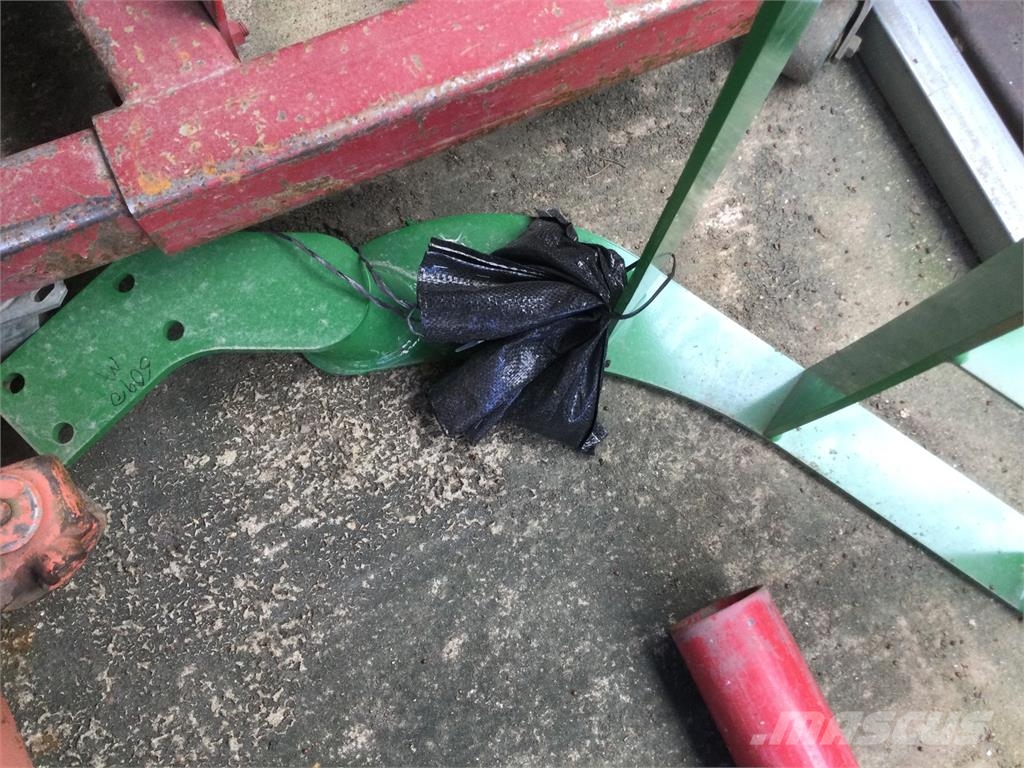 John Deere Hood Guard Селскостопанство - Други