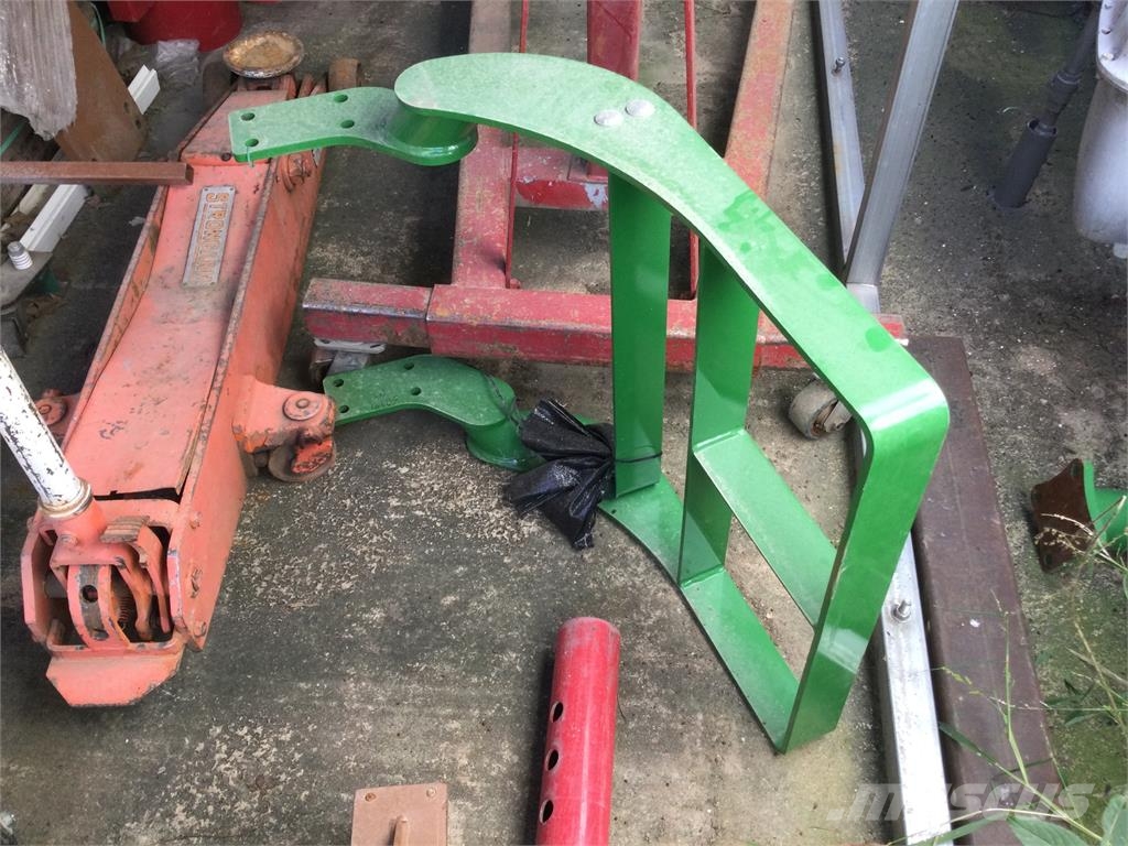 John Deere Hood Guard Селскостопанство - Други