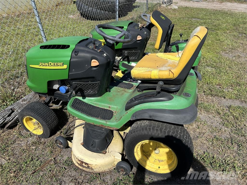 John Deere L120 Päältäajettavat ruohonleikkurit