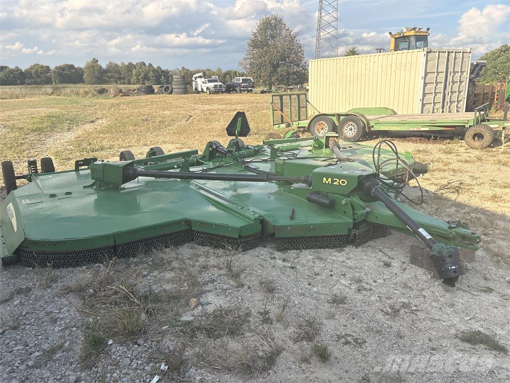 John Deere M20 Balleskærere og -stablere