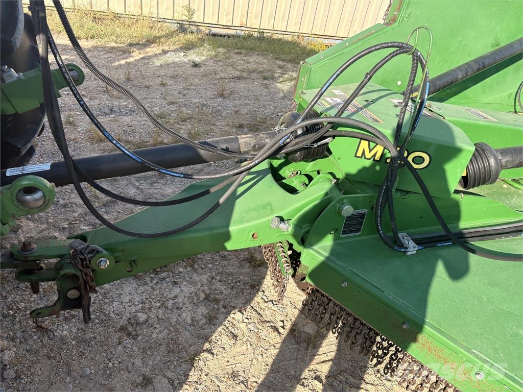 John Deere M20 Balleskærere og -stablere