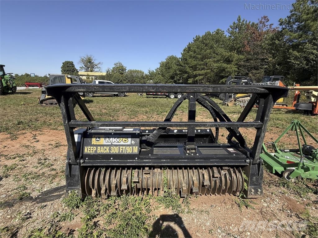 John Deere MK76 قاطعات وجامعات الأشجار