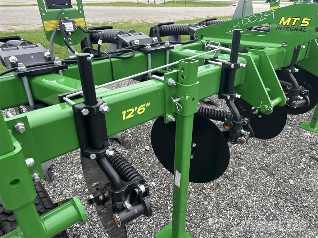John Deere MT5 Muud mullaharimismasinad ja tarvikud