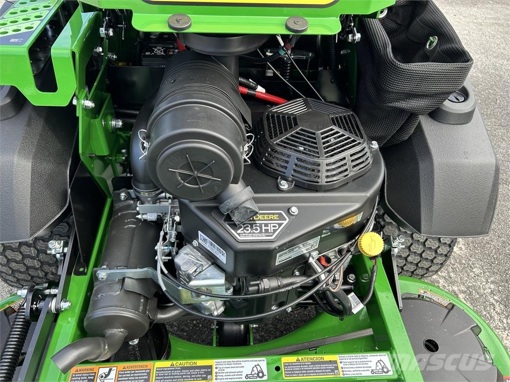 John Deere Q820M ركوب الحشائش