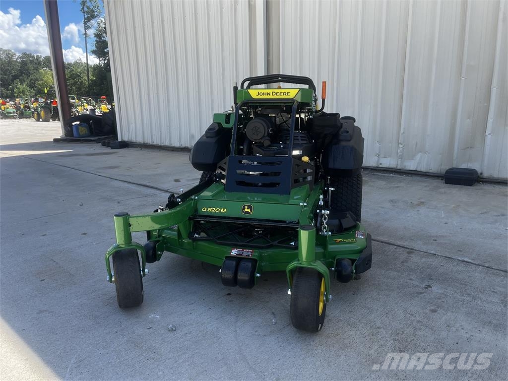 John Deere Q820M Χορτοκοπτικά με καθιστό χειριστή